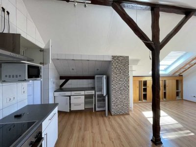 5,8  Prozent Rendite! Saniertes 3 Familienhaus mit 3 Stellplätzen