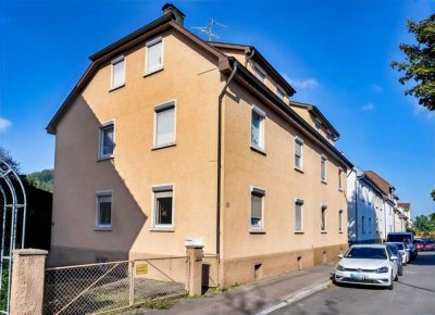 Attraktive Kapitalanlage: Dreifamilienhaus in zentraler Lage von Pfullingen