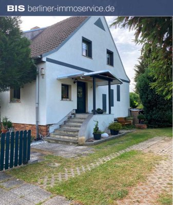 AUßGERGEWÖHNLICHES EINFAMILIENHAUS MIT GEHOBENER AUSSTATTUNG UND ZUSÄTZLICHEM BAUGRUNDSTÜCK!