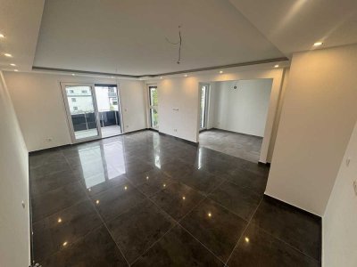 Neubau 3-Zimmer Wohnung mit Balkon