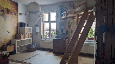 Helle, möblierte Einraumwohnung zur Zwischenmiete – April bis Ende Juni 2025