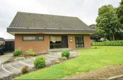 Geräumiges, 6-Raum-Einfamilienhaus mit geh. Innenausstattung und EBK