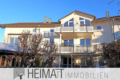 Ruhige und großzügige 2-Zimmerwohnung in zentraler Lage mit separater Küche und West-Balkon