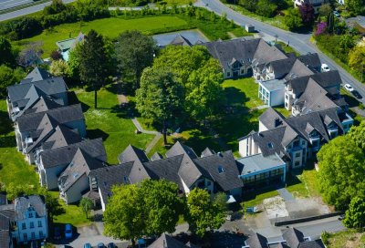 Grünes Wohnen am Rhein - barrierefrei - Erstbezug nach Sanierung mit Einbauküche und Balkon/Terrasse