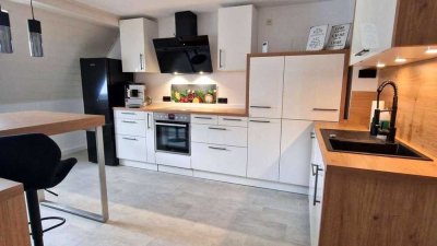 Komplett möblierte 3-Zimmer-Wohnung für 2er WG / FH Nähe