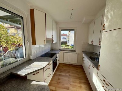 Neu renovierte Erdgeschosswohnung mit 2 Balkonen und Stellplatz sucht neuen Mieter