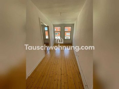 Tauschwohnung: Schöne Altbauwhg mit Südseitenbalkon mit hohen Decken
