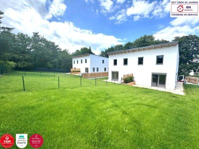 Idyllische Doppelhaushälfte in Erstbezug – hochwertig, energieeffizient &amp; familienfreundlich