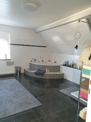 PROVISIONSFREI! Charmantes,  renoviertes u. gepflegtes Einfamilienhaus mit Scheune und Garten