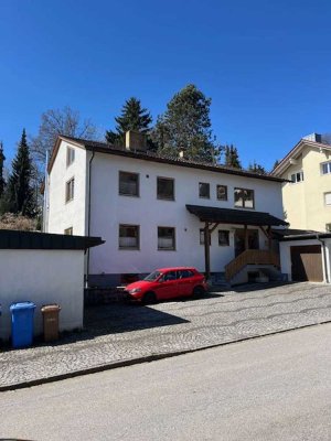 RESERVIERT! Attraktive 3-Zimmer-Wohnung mit Balkon und zusätzlicher Garage!