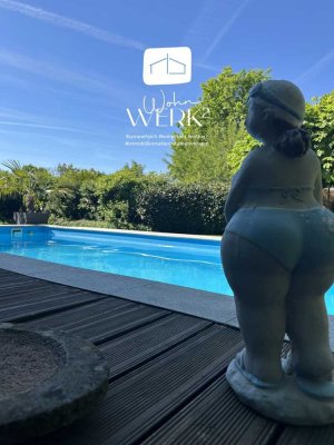 Leben im Grünen - Charmantes Holzhaus mit Pool, Sauna und traumhafter Gartenanlage