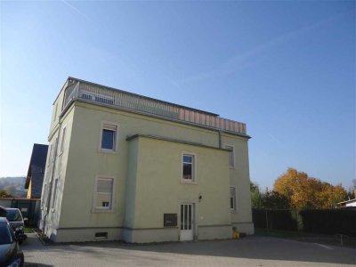 *** Tolle 3-Zi.-Whg. mit sonniger Dachterrasse ***
