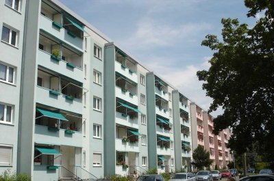 Frisch saniert, 3 Zimmer mit Balkon
