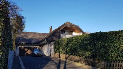 Ein-/Zweifamilienhaus mit Einliegerwohnung