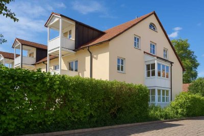 **Ideal zur Kapitalanlage **Schicke 3 Zi.-Maison.-Whg. mit Balk., EBK, TG + Stpl.,  Neufahrn (S1)