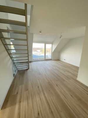 Helle 4-Zimmer Maisonette Wohnung mit Balkon in Bornheim Widdig