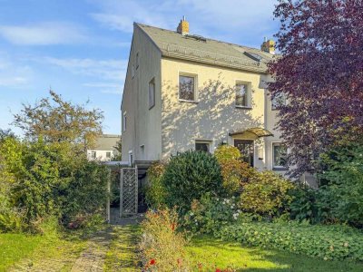 Familienfreundliches Reihenmittelhaus in der Sternensiedlung mit Garten, Terrasse und viel Potenzial