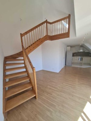Exklusive 3-Zimmer-Maisonette mit Balkon & TG-Stellplatz