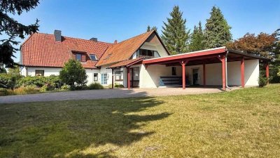 Harmonisches Wohnen in ruhiger Lage mit großem Grundstück