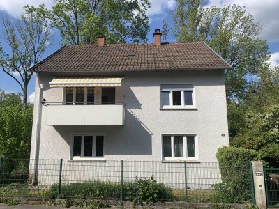 Schöne 3-Zi-Whg mit Balkon 1. Stock eines Zweifamilienhauses mit Garten innenstadtnah in Giengen