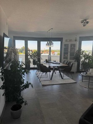 Geschmackvolle 3-Raum-Wohnung mit gehobener Innenausstattung mit Einbauküche in Dornstadt