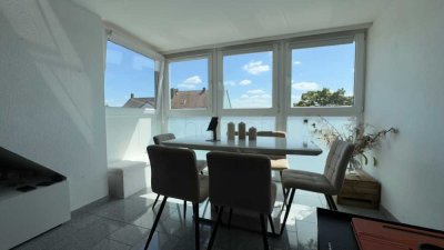 Maisonette-Wohnung mit 4 Zimmern, Balkon, Dachterrasse und Garage – Zentrale, ruhige Lage