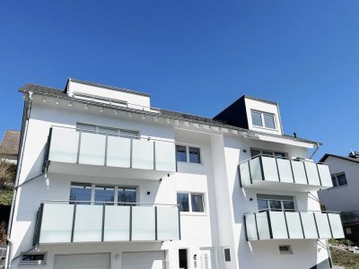 Barrierefreie Neubauwohnung mit großem Sonnenbalkon in guter Lage