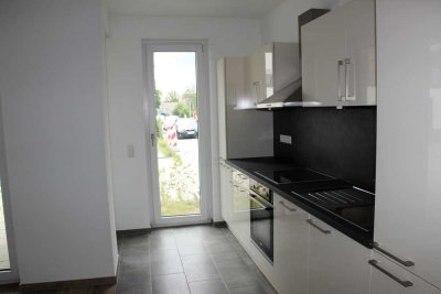Gemütliche Neuwertige Erdgeschosswohnung mit kleiner Terrasse