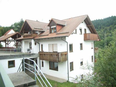 Geräumige Eigentumswohnung im Grünen – Ruhige Lage mit viel Wohnkomfort zu verkaufen.