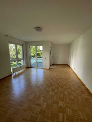 Seniorengerechtes Wohnen: Renovierte 1-Zimmer-Wohnung mit Balkon in Senioren-Residenz 'Elisa'