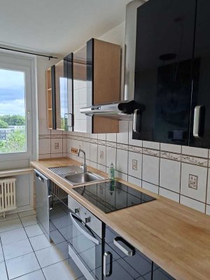 Freundliche 3,5-Zimmer-Wohnung mit Balkon und EBK in Mülheim an der Ruhr