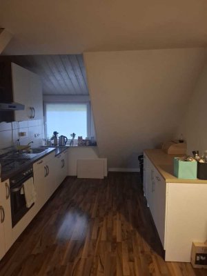 DG 2-Zimmer Wohnung in Albstadt mit Einbauküche