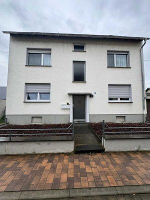 Schöne Erdgeschosswohnung mit Garten in 56645 Nickenich zu vermieten