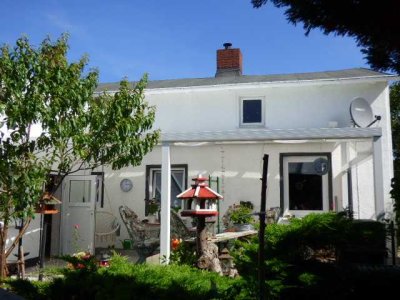 Wunderschönes 1.893 qm gr. Grundstück mit Wohnhaus, Anbau, Nebengelass, Garage!