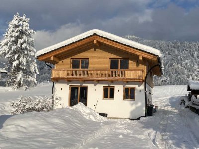 Neues Einfamilienhaus mit luxuriöser Ausstattung