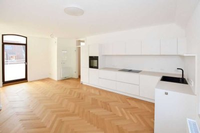 Denkmalgeschützte Maisonette-Wohnung im historischen Stil!