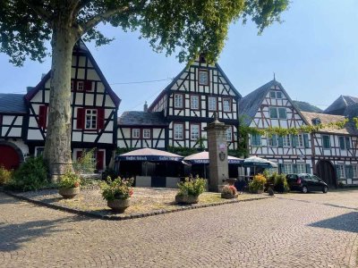 Historisch & Idyllisch: Potenzial in Erpel - Mehrfamilienhaus mit zwei freien Wohnungen & Gaststätte