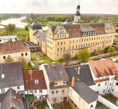 Rarität mit unverbaubarem Schlossblick!