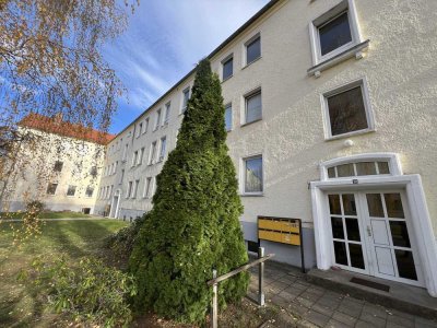 Erstbezug nach Sanierung! Lichtdurchflutete 2-Zimmer-Wohnung im 2. OG in Hettstedt