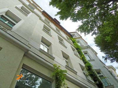 Etwas Besonderes! Raffinierte 3-Raumwohnung mit Galerie, Sauna und zwei Bädern! Balkon!