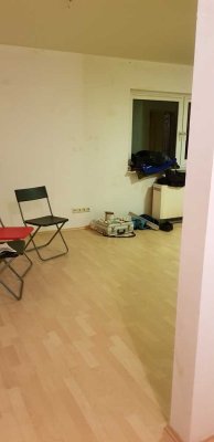 Freundliche 2-Zimmer-Souterrain-Wohnung in Altlußheim