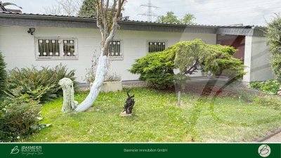 Bungalow mit viel Gestaltungsmöglichkeiten auf großem Erbpacht Grundstück