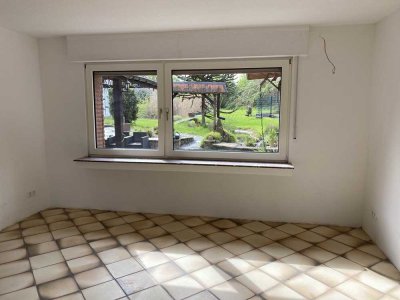 Außergewöhnliche Wohnung mit separaten Eingang