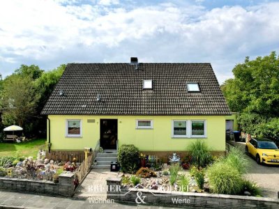 Raus aus dem grauen Alltag:
Farbenfrohes Zweifamilienhaus in Neesen