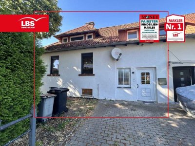 Charmantes Reihenendhaus mit großem Garten in attraktiver Lage