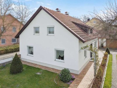 Haus mit Dachterrasse und Garten in Dorfrandlage!