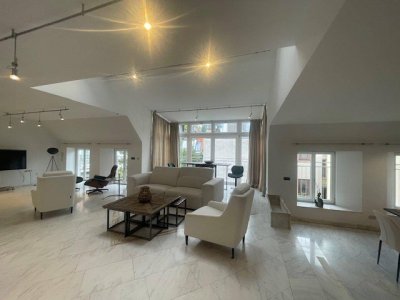 Möblierte Dachgeschoss Maisonette, 5 Zimmer, +3 (4) Schlafzimmer, 2 Bäder, Terrasse, offener Kamin - sehr attraktive Wohnung | furnished 4 BR apartment with 3 bathroom and terrace