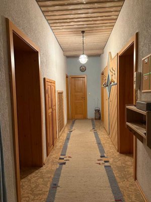 Geräumige WG-Wohnung für 3-4 Personen,  ideal für Studenten, Praktikanten und  Junglehrer