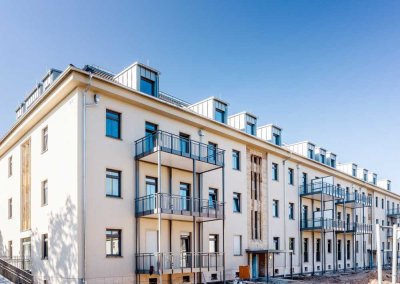 Helle 4- Zimmer DG-Wohnung mit Aufzug, Stellplatz & Weitblick über Mannheim-Franklin