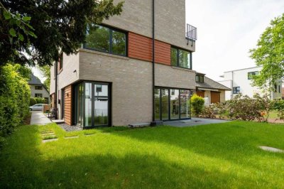 *Doppelhaushälfte in Eischeid-modern, naturnah*